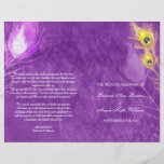 Gold Peacock Feathers Purple Wedding Program<br><div class="desc">Plumes de paon doré silhouettes de plumes de paon chic en lavande & blanc arrière - plan violet texturé conçu sur mesure programmes de cérémonie de mariage. Le programme est conçu pour être plié en deux dans le centre. Programmes merveilleux pour votre MARIAGE GOLD & PURPLE COLOR SCHEME | PEACOCK...</div>