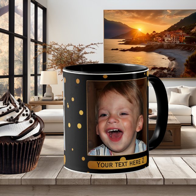 Gold sur Confetti Noir Photo Mug personnalisé (Festive photo mug in black with gold confetti dots and your own favorite photos)