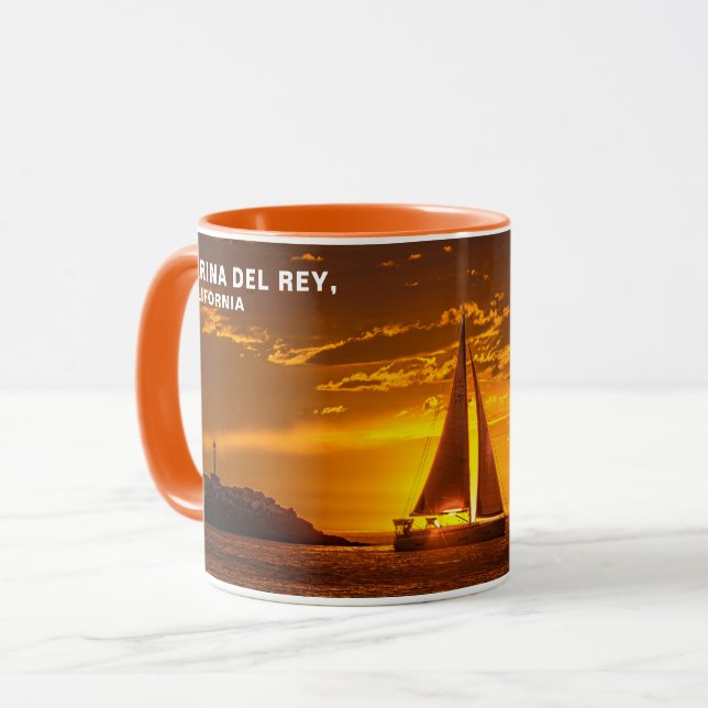 Golden Hour Sunset with Sa- MARINA DEL REY, CA Mug (Devant gauche)