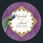 Golden Peacock & Swirls - Sticker Mariage ou sceau<br><div class="desc">Cette invitation élégante et sophistiquée a un charme vintage riche et élégant. Créé avec une sélection d'éléments d'art Vintages qui ont été compilés dans un nouveau design par Audrey Jeanne Roberts. Les tourbillons de calligraphie pénicérienne donnent une qualité belle et intemporelle à cet arrière - plan délicat. Une paire de...</div>