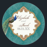 Golden Peacock & Swirls - Sticker Mariage ou sceau<br><div class="desc">Cette invitation élégante et sophistiquée a un charme vintage riche et élégant. Créé avec une sélection d'éléments d'art Vintages qui ont été compilés dans un nouveau design par Audrey Jeanne Roberts. Les tourbillons de calligraphie pénicérienne donnent une qualité belle et intemporelle à cet arrière - plan délicat. Une paire de...</div>