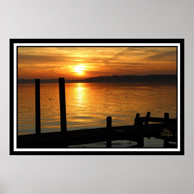 Golden Sunrise on Lake Poster (Devant)
