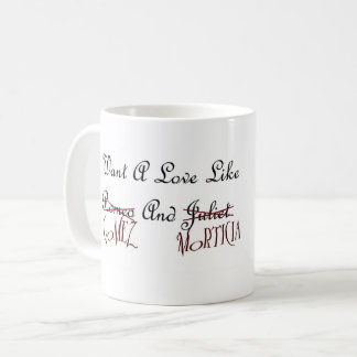 Gomez et tasse d'amour de Morticia