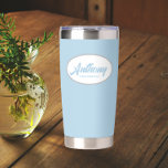 Gourde Isotherme Mariage bleu clair stylisé Nom du fabricant<br><div class="desc">Offrez votre toiletteur mariage avec ce tondeuse en acier inoxydable, tendance et personnalisé, avec son nom en écriture stylisée dans un design ovale blanc. Arrière - plan et script est une couleur bleu clair. Personnalisez votre tondeuse thermique en éditant et en remplaçant le nom du toiletteur par le nom désiré....</div>