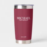 Gourde Isotherme Nom du Groomsman Personnalisé Classique<br><div class="desc">Cadeaux Groomsman personnalisés classiques avec nom,  titre et date mariage personnalisés en style serif classique blanc sur arrière - plan rouge bordeaux. Aussi parfait pour Best Man,  Père de la Mariée et plus.</div>