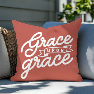 Grâce chrétienne rustique grâce sur grâce Coussin