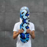 Graffiti Skateboard avec légendes personnalisées<br><div class="desc">Faites de ce Graffiti Skateboard votre propre en ajoutant votre texte. Pour accéder aux outils de montage avancés, allez à "Personnaliser ce modèle" et cliquez sur "Détails", faites défiler et appuyez sur le lien "cliquer pour customiser plus loin". Idéal pour toute occasion comme l'anniversaire ou Graduation, pour les skateurs de...</div>