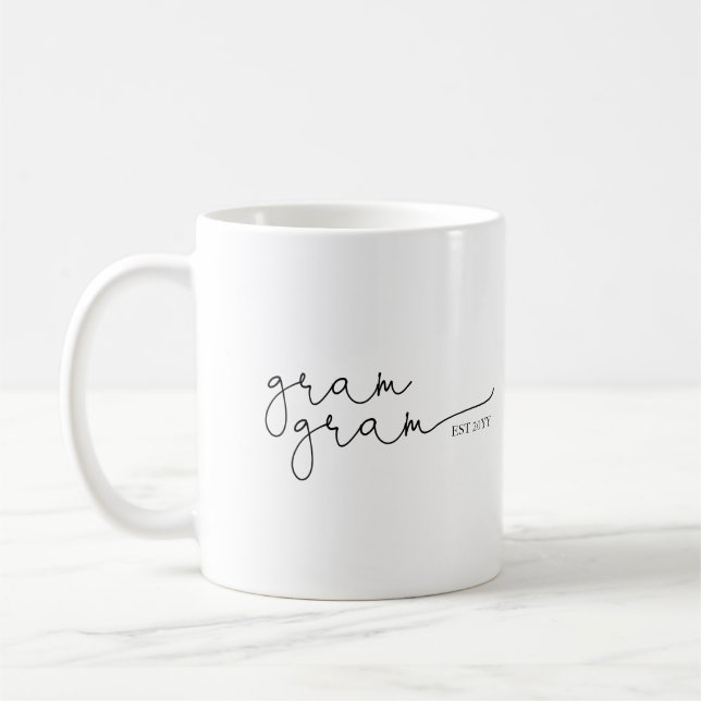 Gram Gram Est Script Mug (Gauche)