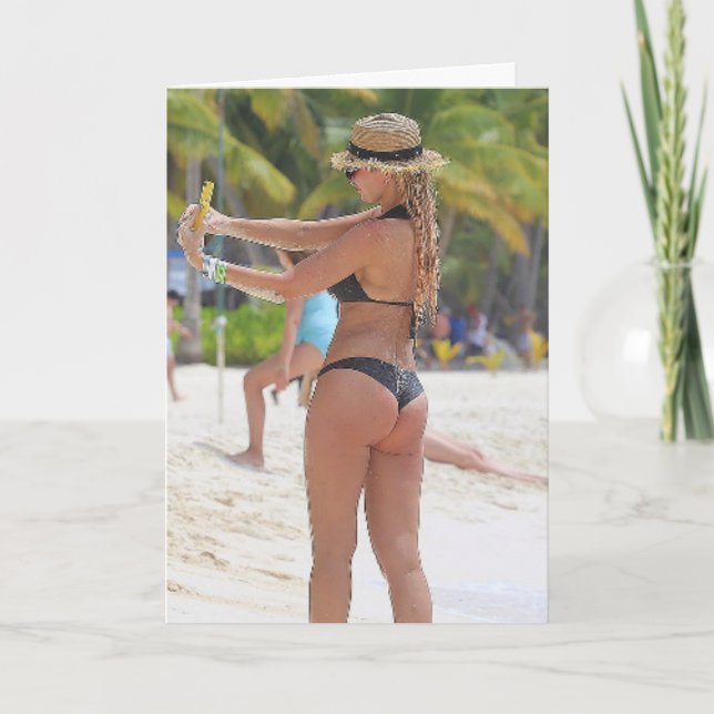 GRAND BOOTY MAIS G-STRING BEACH FILLE CARTE D'ANNI (Devant)