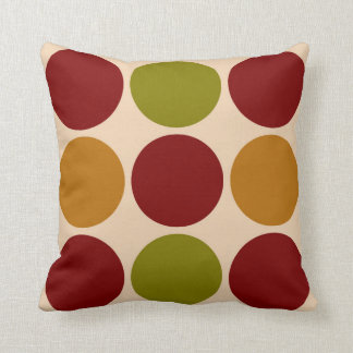 Grand coussin coloré de points