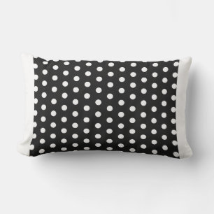 Grand coussin noir et blanc de point de polka