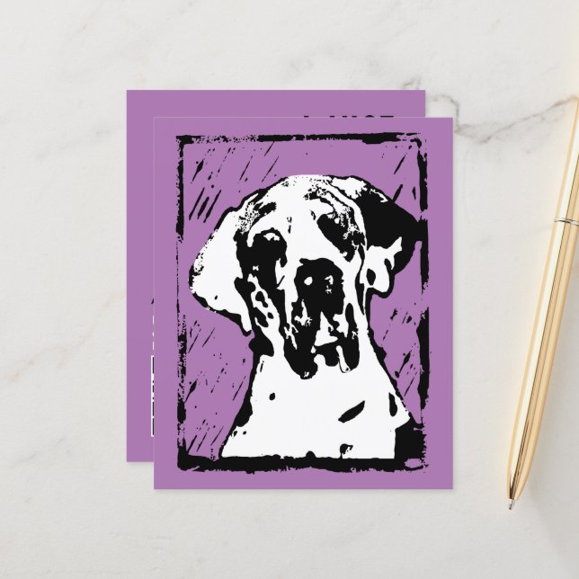 Grand Danois annonçant les cartes QR code (Devant/Arrière en situation)