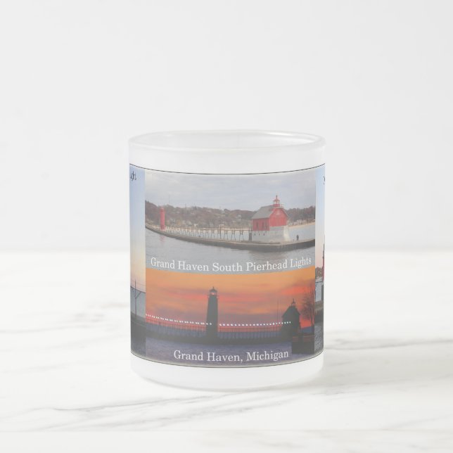 Grand Haven South Pierhead Lights mug (Centre)