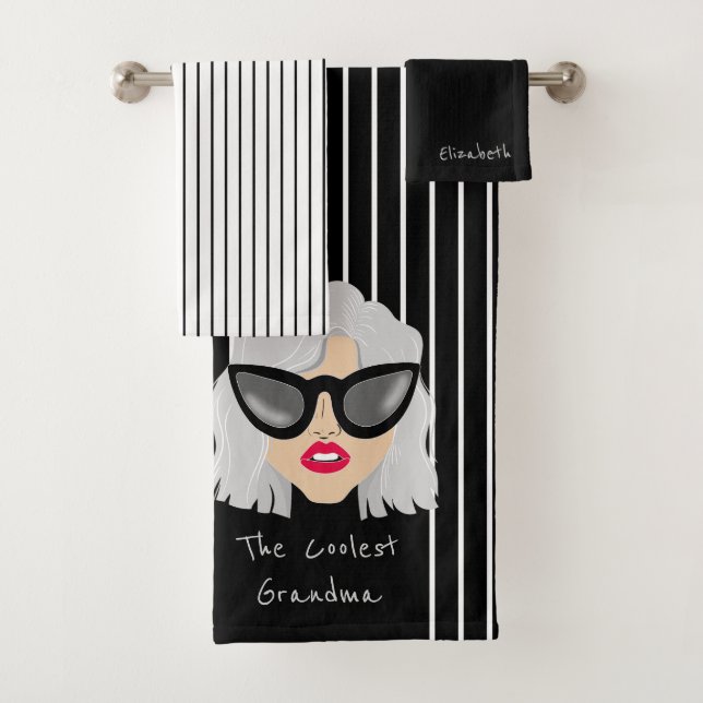 Grand-mère cool avec lunettes Nom personnalisé (En situation)