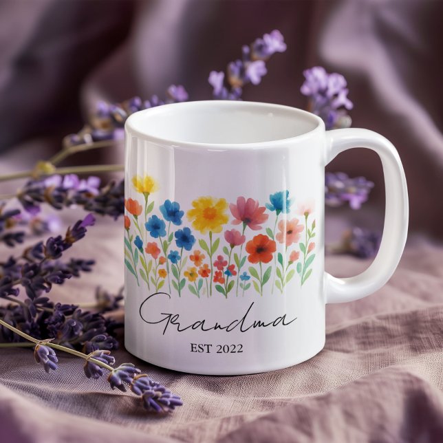 Grand-mère Fleur sauvage Mug | Personnalisé. Année (Créateur téléchargé)