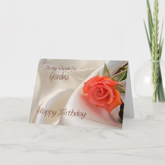 Grand-mère, une carte d'anniversaire avec une rose (Devant)