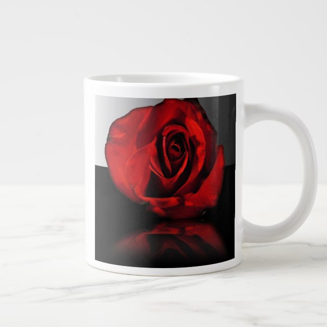 Grand Mug à réflexion de rose rouge (Droite)