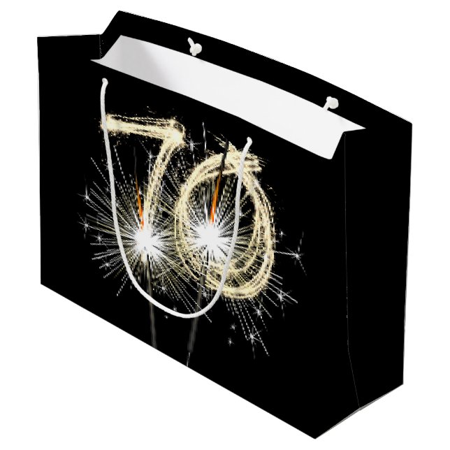 Grand Sac Cadeau 70e Anniversaire Sparklers Sur Black Large Cadeau  (Dos Angle)