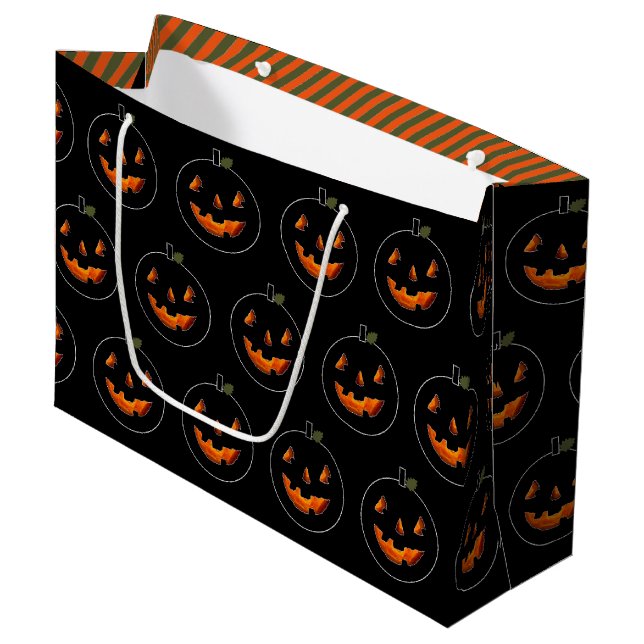 Grand Sac Cadeau Anniversaire Halloween (Devant Angle)