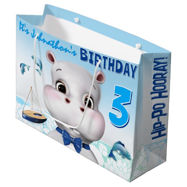 Grand Sac Cadeau Anniversaire Hippo Blue Boy (Devant Angle)