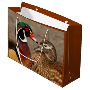 Grand Sac Cadeau Beau moment de contact entre des canards en bois