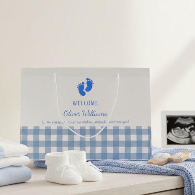 Grand Sac Cadeau Blue Gingham Personalized Baby Welcome Gift Bag  (Créateur téléchargé)