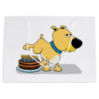 Chien drôle faisant pipi sur le gâteau
