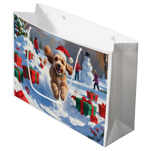 Grand Sac Cadeau Cockapoo courant dans la neige avec un chapeau de  (Devant Angle)