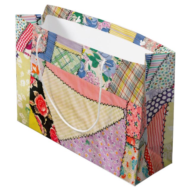 Grand Sac Cadeau Crazy Patchwork Quilt Avec Zigzag Stitch (Dos Angle)