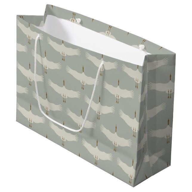 Grand Sac Cadeau Dusty Blue Neutral Birds Grues Art Déco Motif (Devant Angle)