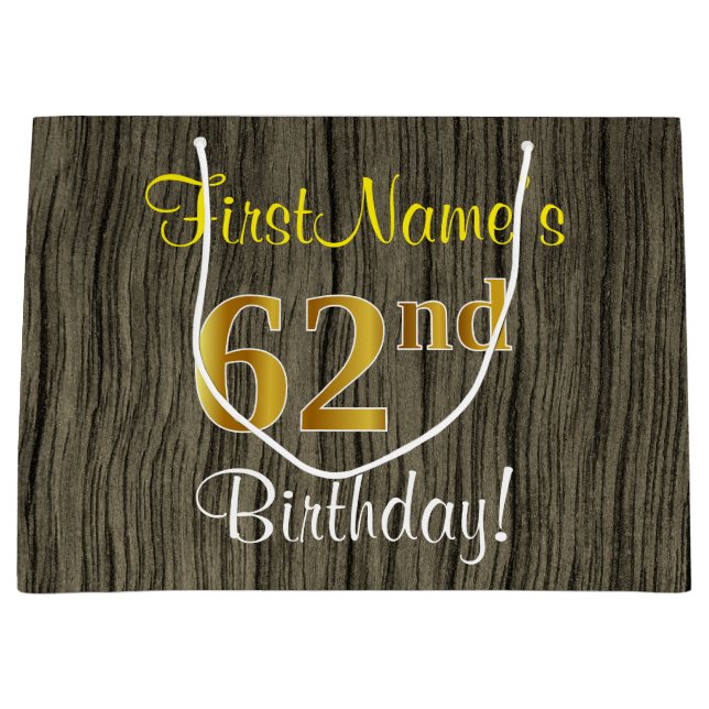 Grand Sac Cadeau Faux Wood Look, Faux Gold 62e anniversaire + nom (Devant)