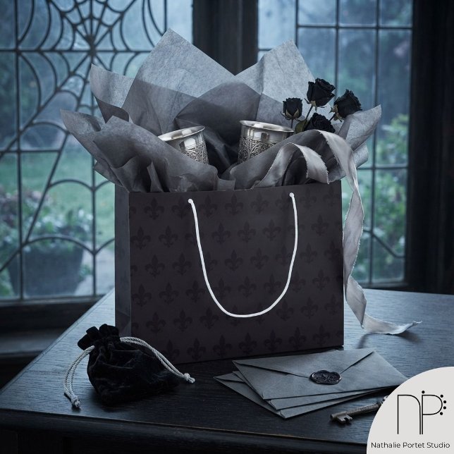 Grand Sac Cadeau Fleur de Lis Gothique Plum foncé (Moody dark plum gothic fleur de lis large gift bag for sophisticated and refined gift presentation.)