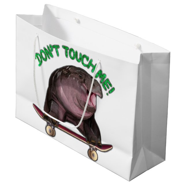 Grand Sac Cadeau Hippopotame Moo Deng (Devant Angle)