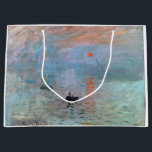 Grand Sac Cadeau Impression, Sunrise, Claude Monet, 1872<br><div class="desc">Oscar-Claude Monet (14 novembre 1840 - 5 décembre 1926) était un peintre français, un fondateur de la peinture impressionniste française et le praticien le plus constant et le plus prolifique de la philosophie du mouvement d'exprimer ses perceptions avant la nature, surtout en ce qui concerne la peinture en plein air...</div>