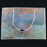 Grand Sac Cadeau Impression, Sunrise, Claude Monet, 1872<br><div class="desc">Oscar-Claude Monet (14 novembre 1840 - 5 décembre 1926) était un peintre français, un fondateur de la peinture impressionniste française et le praticien le plus constant et le plus prolifique de la philosophie du mouvement d'exprimer ses perceptions avant la nature, surtout en ce qui concerne la peinture en plein air...</div>