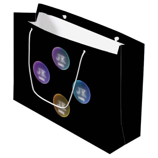 Grand Sac Cadeau JK Quatre ans (Devant Angle)