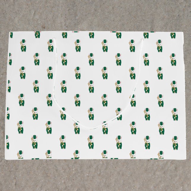Grand Sac Cadeau Lapin de la fanfare au trombone à motif vert et or (A gift bag with a pattern of rabbits holding a trombone in a green & gold marching band uniform.)