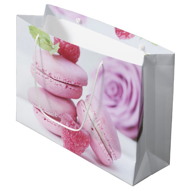 Grand Sac Cadeau Macarons framboises roses Pâtisserie française Pho (Devant Angle)