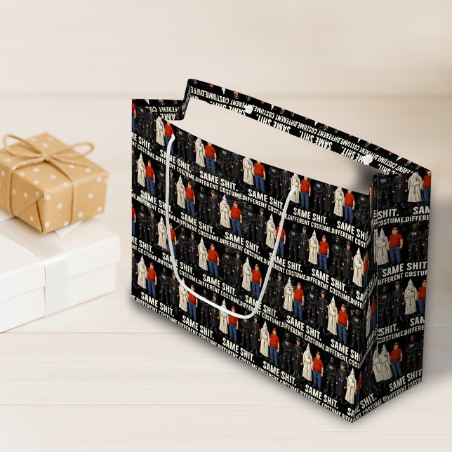 Grand Sac Cadeau Même Costume Différent (Créateur téléchargé)