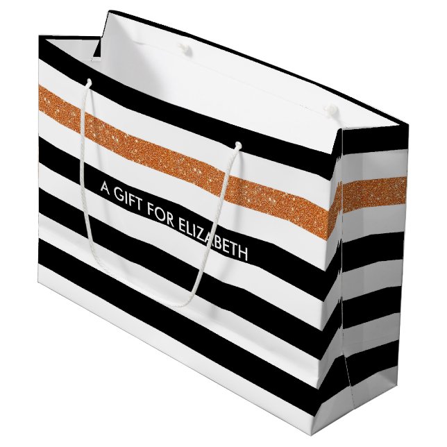 Grand Sac Cadeau Moderne Black Stripes FAUX Orange Glitz et nom (Devant Angle)