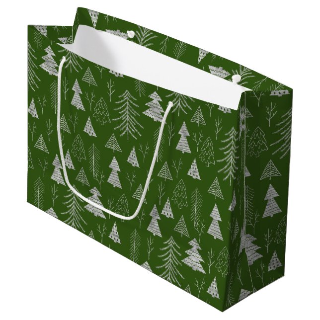 Grand Sac Cadeau Motif de la forêt d'arbres de Noël argenté et vert (Devant Angle)