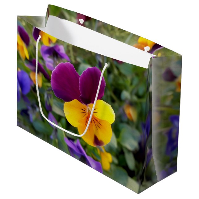 Grand Sac Cadeau Pansies lumineuses (Devant Angle)