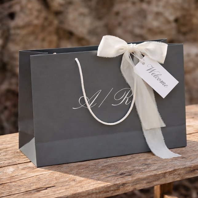 Grand Sac Cadeau Papier Monogrammé Gris Foncé Invité de Mariage (Créateur téléchargé)