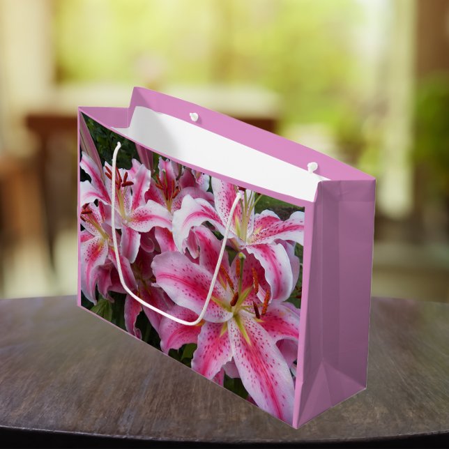 Grand Sac Cadeau Pink Oriental Lilies Floral (In Situ)