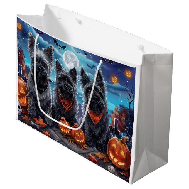 Grand Sac Cadeau Skye Terrier Halloween Épouvantable  (Devant Angle)