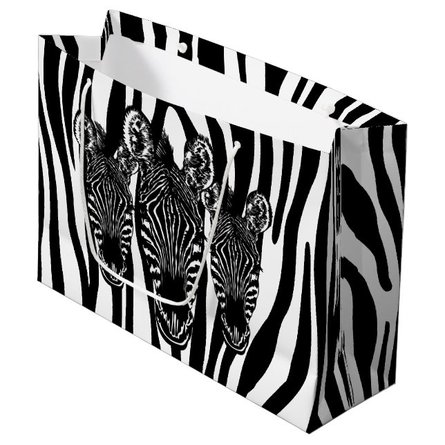 Grand Sac Cadeau Tendance Zebra Herd sur Zebra Imprimer (Devant Angle)