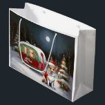 Grand Sac Cadeau Winter Corgi Caravan Christmas Adventure<br><div class="desc">Laissez-vous tenter par la magie d'une nuit d'hiver enneigée alors qu'une caravane glisse gracieusement à travers le paysage illuminé par la lune. La beauté sereine de la neige scintillante et l'éclat enchanteur de la lune créent une scène captivante, promettant une aventure de Noël inoubliable remplie de chaleur, de joie et...</div>