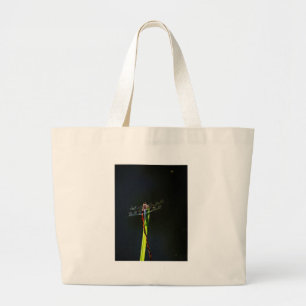 Grand Tote Bag Dragonfly bleu et noir sur gazon vert et rouge