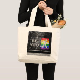 Grand Tote Bag Panneau urbain aux couleurs de la fierté arc-en-ci