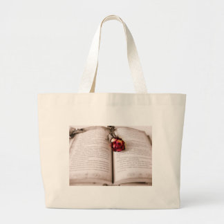 Grand Tote Bag Rose dans la bible